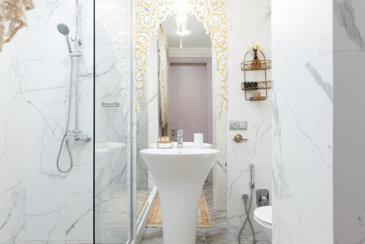 Mr Grey Boutique Hotel Odessa Ngoại thất bức ảnh
